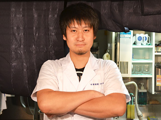 やのめ店主